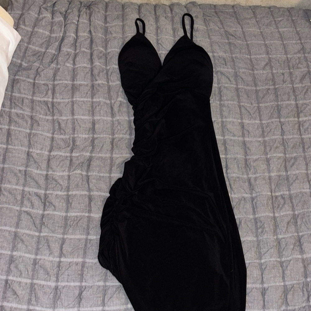 Black Half Slit Dress 🐅